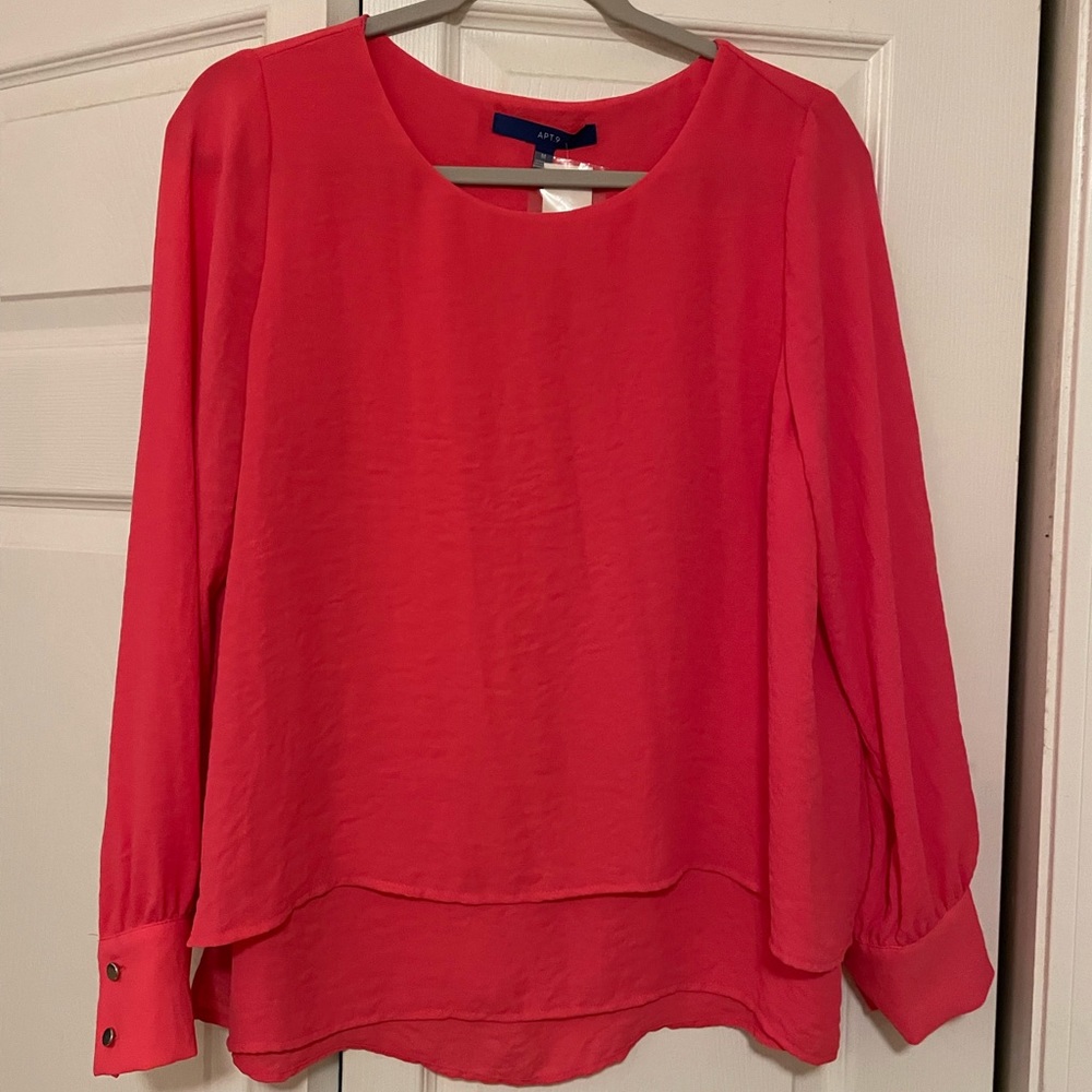 New with tags long sleeved blouse